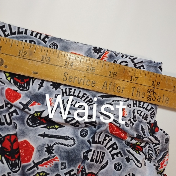 🔥 Hellfire Club Skirt Size XL XXL Stranger Things Netflix Comfy Goth Pockets 🔥 - Picture 5 of 7